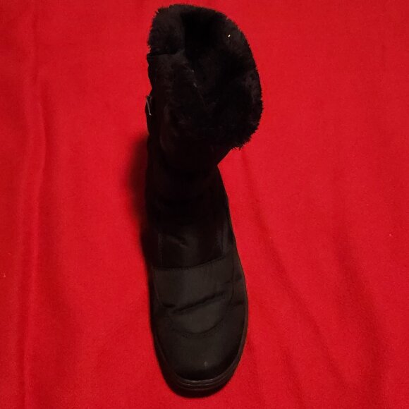 Ladies Antarctica black winter boot, size 8.5 - Picture 6 of 11